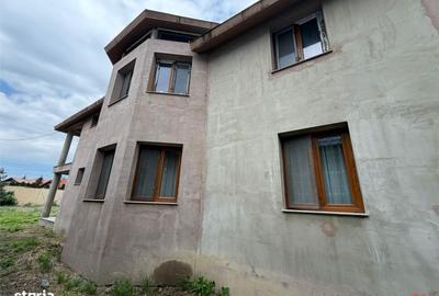 Casă cu 4 camere în Petrești - 11