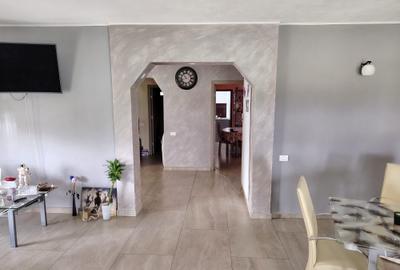 Casă cu 4 camere în Frumușeni - 8