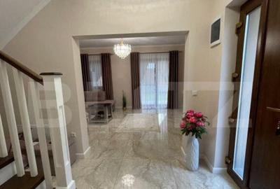 Casă cu 4 camere cu Teren 240 Mp în Florești