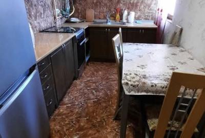 Apartament cu 2 camere decomandat în Carpați 2 - 1