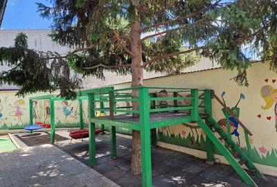 Casă cu Teren 400 Mp în Central - 1