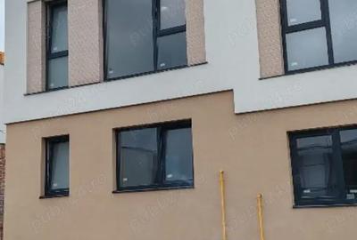 Casă cu 5 camere cu Teren 235 Mp în Central - 2