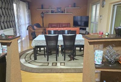 Vand casa de locuit sau pentru pensiune in Deva, zona 22 Decembrie, S+P+1+M, contructie din BCA - 7