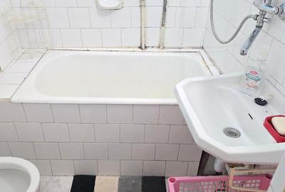 Inchiriez apartament 2 camere in Deva, zona Dacia, bloc de 4 etaje, Inchiriez apartament 2 camere in Deva, zona Dacia, bloc de 4 etaje, - 8