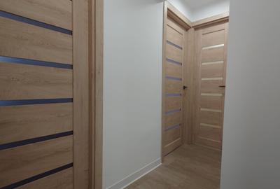 Apartament cu 3 camere decomandat, mobilat în Decebal - 10