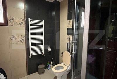 Casă cu 5 camere cu Teren 1600 Mp în Central - 4