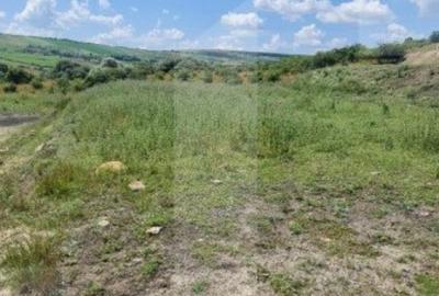 Teren de 1000 mp, în Iris