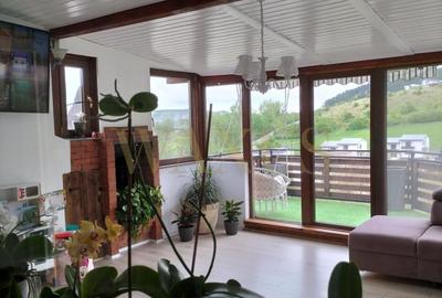 Apartament cu 3 camere semidecomandat în Florești - 3