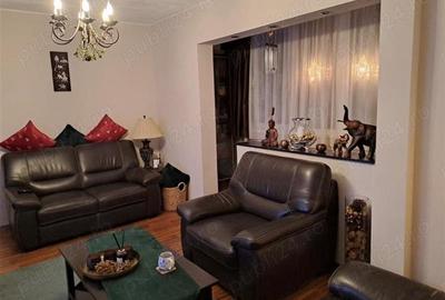 Vanzare Apartament 3 Camere Semidecomandat Luica-Stupilor - 1