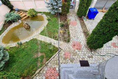 Casă individuală cu 9 camere cu Canalizare în Zorilor - 7