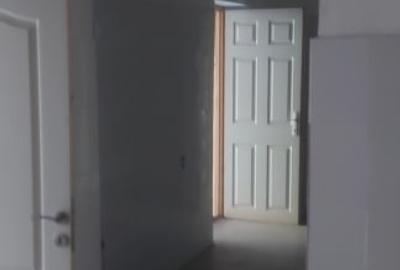 Spațiu comercial, de 77 mp, în Pelican - 9