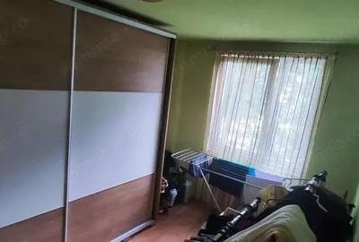 Apartament cu 4 camere decomandat în Dâmbu Pietros - 4