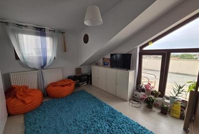 Apartament cu 2 camere decomandat în Bucureștii Noi