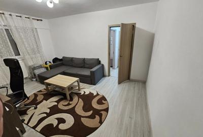 Apartament cu 2 camere, mobilat în Casa de Cultură