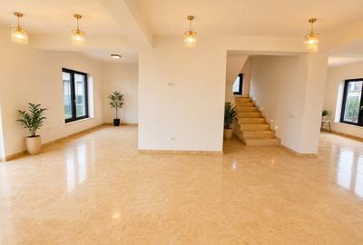 Casă cu 4 camere cu Teren 372 Mp în Agigea - 4