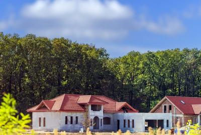 Vilă De Vanzare  Conac Modern  Zonă De Vis Cu Pădure Și Gară La Scară - 2