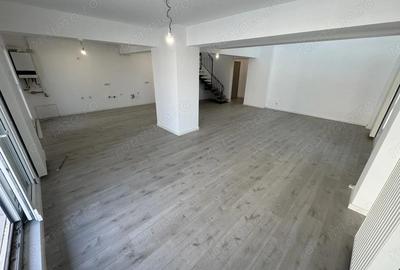 Penthouse pe doua niveluri, langa VIVO Constan?a | Pre? redus pana pe 15 August - 3