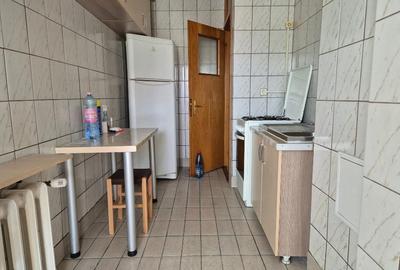 Garsonieră decomandată în Calea Călărașilor - 12