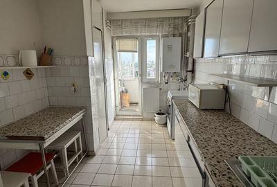 Apartament cu 4 camere decomandat în Central - 6