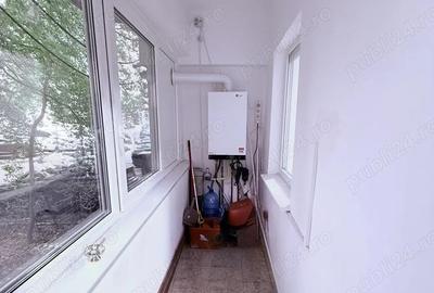 Garsoniera spa?ioasa ?i complet renovata Zona Liceul Teoretic Ion Barbu - 5