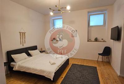 Apartament cu 4 camere decomandat în Romană - 16