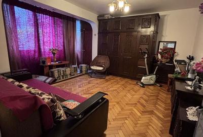 Apartament cu 3 camere decomandat în Dosu Bricii - 8