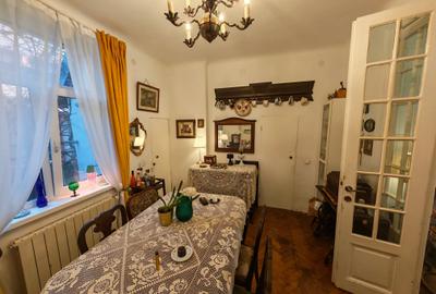 Casă individuală cu 5 camere cu Canalizare în P-ța Unirii - 28