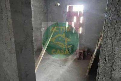 Casă cu 4 camere cu Teren 1000 Mp în Roman - 3