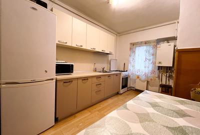 Inchiriem Apartament 3 Camere Mobilat Decomandat Racadau - 2