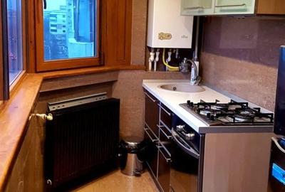 Apartament cu 2 camere decomandat în Barieră - 2