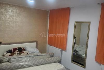 Casă cu 5 camere cu Teren 400 Mp în Răzvad - 11