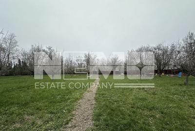 Teren de 2500 mp, în George Enescu - 2