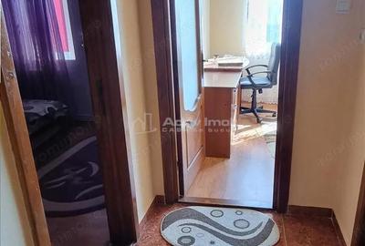 Apartament 3 camere decomandal Central langa Piata Centrala - 1