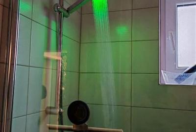 Decomandat,etaj1,mobilat,deosebit accesorizat,Avantgarden, Brasov - 10