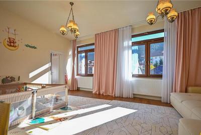 FILM! Eleganta si confort, in cetatea istorica a Brasovului, - 18