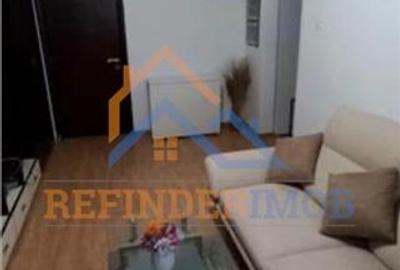 Apartament cu 3 camere decomandat, mobilat în Titan