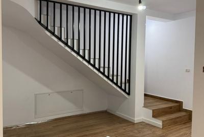 Duplex cu 4 camere cu Canalizare în Est - 3