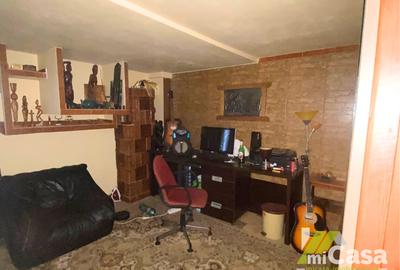 Casă spațioasă cu teren și anexe – Galați, str. Unirii - 3