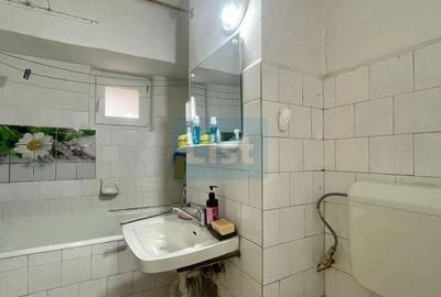 Apartament cu 3 camere decomandat în Centrul Civic - 6