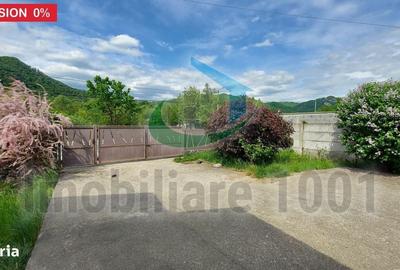 Casă cu 4 camere cu Teren 1855 Mp în Central