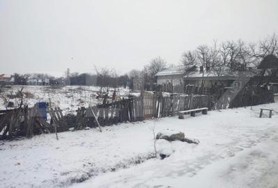 Teren de 3000 mp, în Conțești - 5