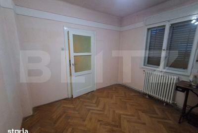 Casă cu 5 camere cu Teren 252 Mp în Solidarității - 4