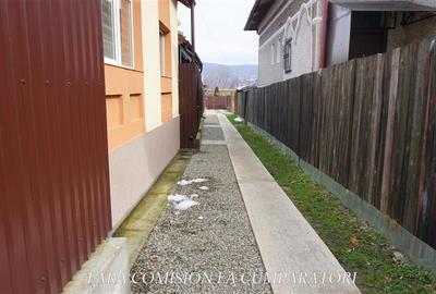 Casă individuală cu 3 camere cu Canalizare în Central - 20