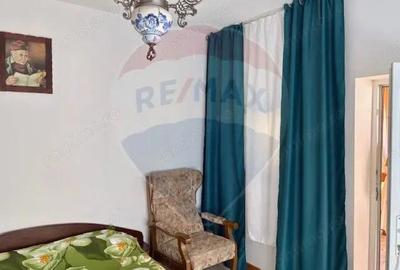 Casa / Vila cu 5 camere de vanzare - 13