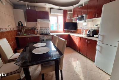 Apartament cu 2 camere decomandat în UTA - 6