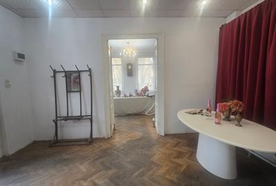 Casă cu 4 camere cu Canalizare în Calea Călărașilor - 4