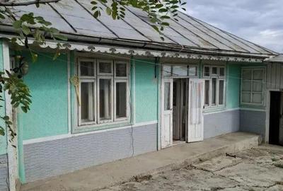 Teren de 200 mp, în Prisecani - 2