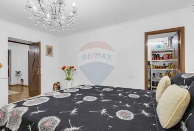 Casa noua pe colt si teren 1079 mp de vanzare in Macea,Arad 0%Comision - 15