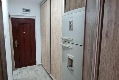 Garsonieră decomandată în Titan - 1