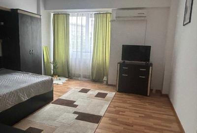 Garsonieră decomandată în Exterior Vest